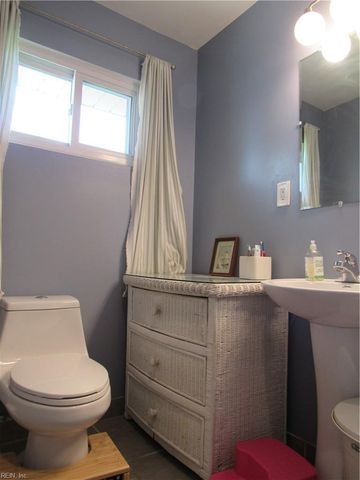 8037 Jerrylee CT, Norfolk, VA 23518