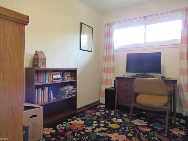 8037 Jerrylee CT, Norfolk, VA 23518