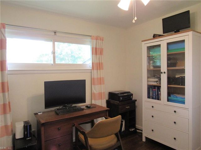 8037 Jerrylee CT, Norfolk, VA 23518