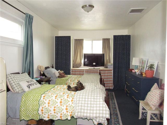 8037 Jerrylee CT, Norfolk, VA 23518
