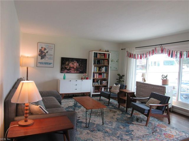 8037 Jerrylee CT, Norfolk, VA 23518