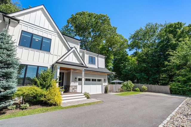 1058 Beacon Street 2, Newton, MA 02459