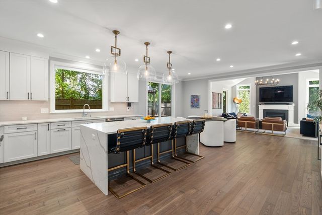 1058 Beacon Street 2, Newton, MA 02459