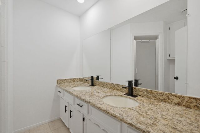 66 T Huxley Lane, Missouri City, TX 77459