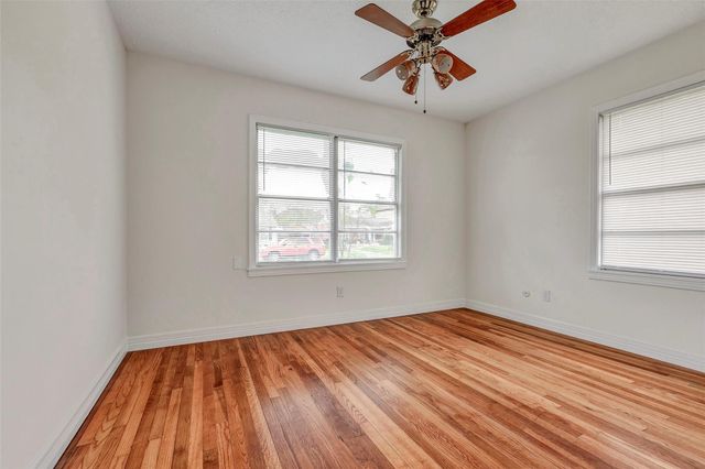 1343 Gardenia Drive, Houston, TX 77018