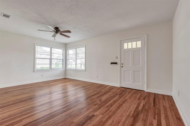 1343 Gardenia Drive, Houston, TX 77018