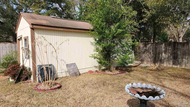 1810 Toni St, Pensacola, FL 32504