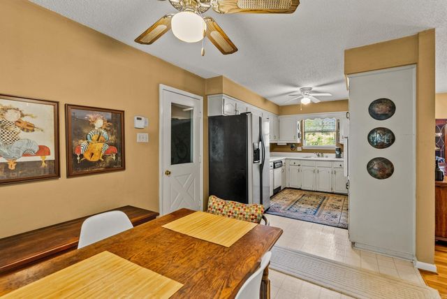 7601 Flintrock Road, North Little Rock, AR 72116