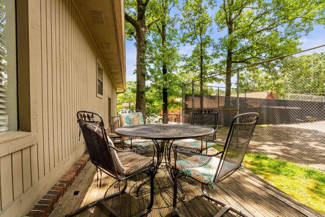 7601 Flintrock Road, North Little Rock, AR 72116