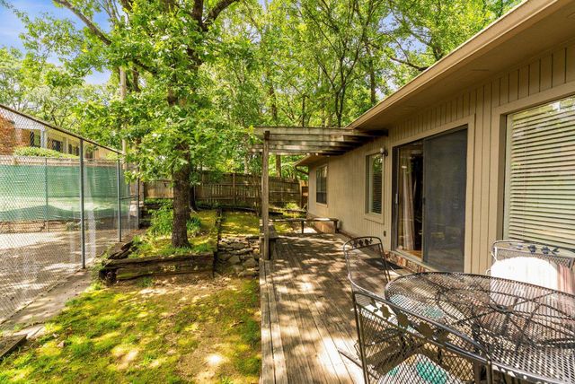7601 Flintrock Road, North Little Rock, AR 72116