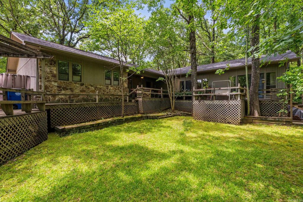 7601 Flintrock Road, North Little Rock, AR 72116