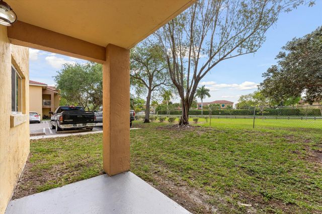 6881 NW 173rd Drive, Hialeah, FL 33015