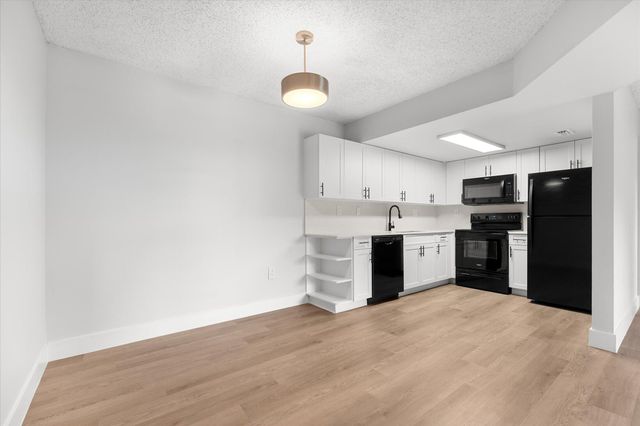 6881 NW 173rd Drive, Hialeah, FL 33015