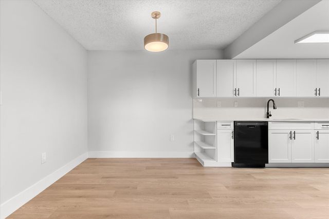 6881 NW 173rd Drive, Hialeah, FL 33015