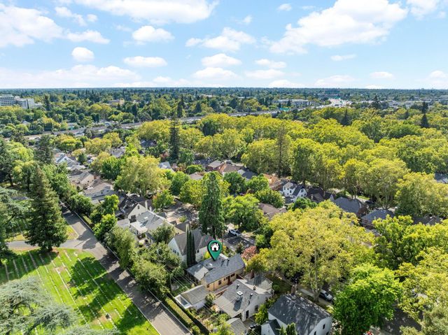 1617 42nd St, Sacramento, CA 95819