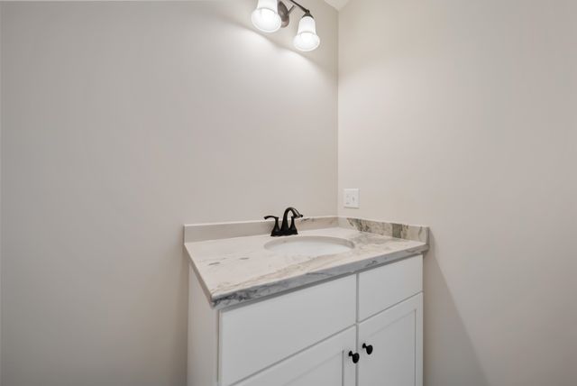 53A Kimball Hill Road, Hudson, NH 03051