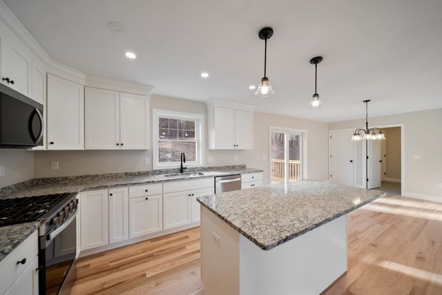 53A Kimball Hill Road, Hudson, NH 03051