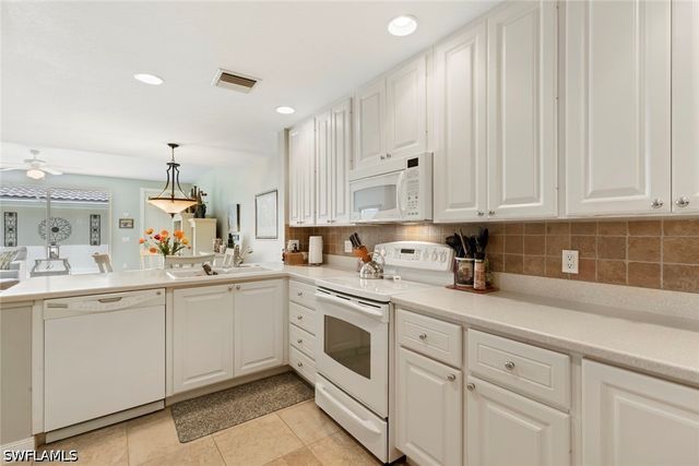 15369 Laughing Gull LN, Bonita Springs, FL 34135
