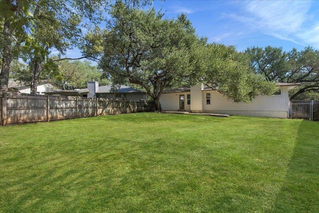 12006 Trianon LN, Austin, TX 78727