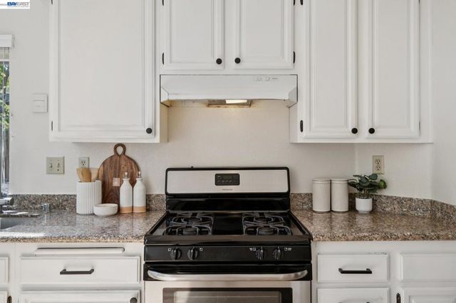 2932 Barrington Terrance, Fremont, CA 94536
