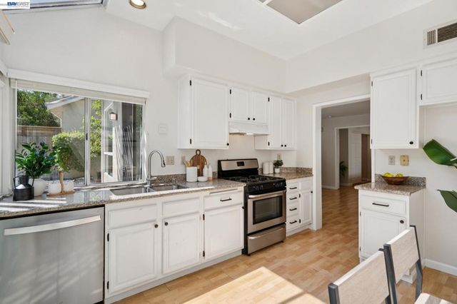 2932 Barrington Terrance, Fremont, CA 94536