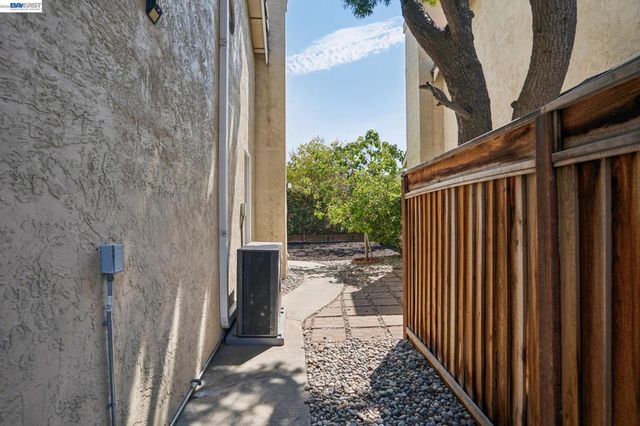 2932 Barrington Terrance, Fremont, CA 94536