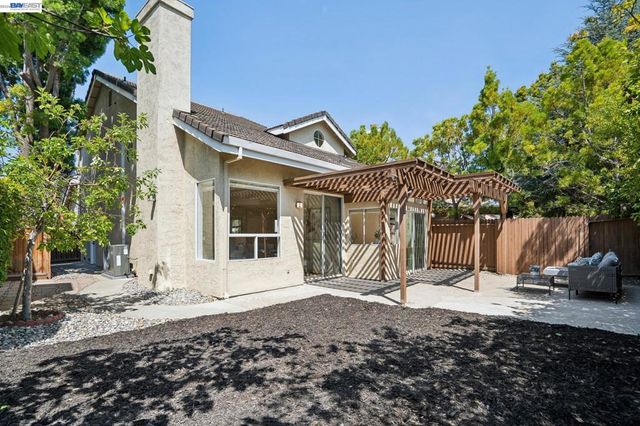 2932 Barrington Terrance, Fremont, CA 94536