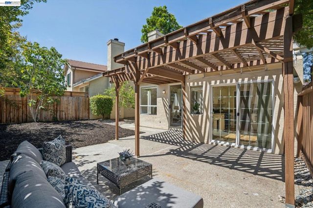 2932 Barrington Terrance, Fremont, CA 94536
