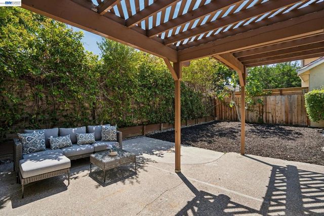 2932 Barrington Terrance, Fremont, CA 94536
