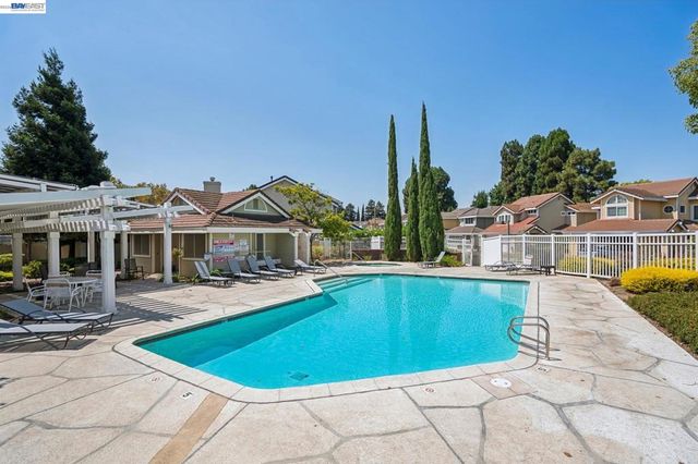 2932 Barrington Terrance, Fremont, CA 94536