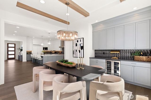 15045 SE 45th Place, Bellevue, WA 98006