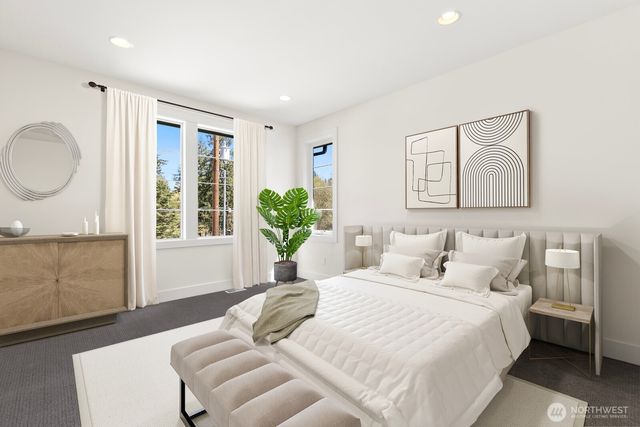 15045 SE 45th Place, Bellevue, WA 98006