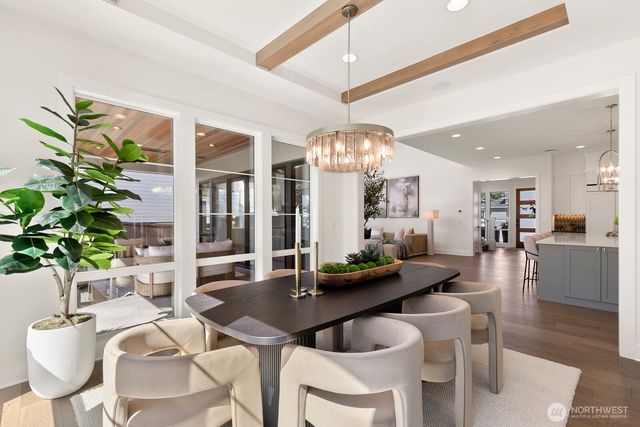 15045 SE 45th Place, Bellevue, WA 98006