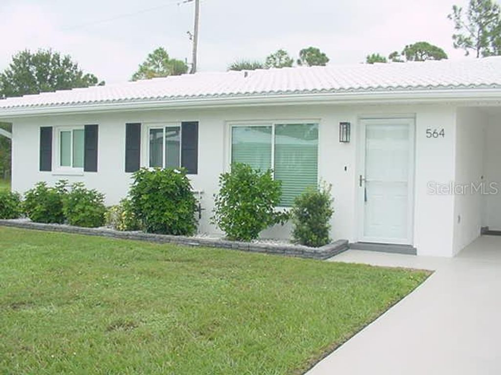 564 SW CIRCLEWOOD DRIVE Q5, Venice, FL 34293