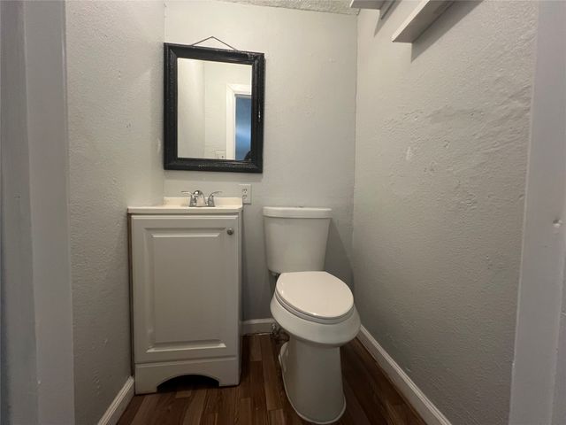 2722 Locust Avenue, Dallas, TX 75216