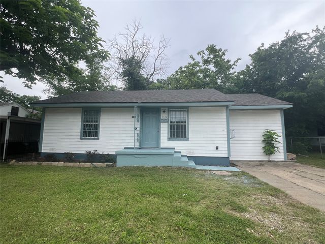 2722 Locust Avenue, Dallas, TX 75216
