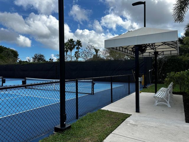 7053 Peters Lane, Delray Beach, FL 33446