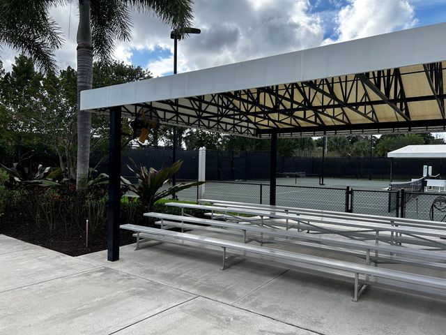 7053 Peters Lane, Delray Beach, FL 33446