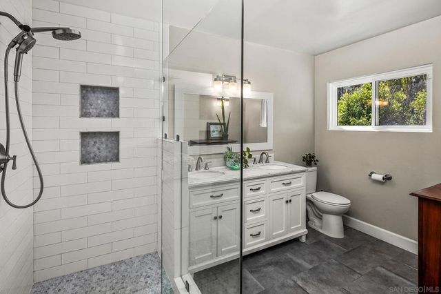 1839 Avocado, San Diego, CA 92020