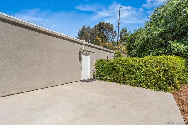 1839 Avocado, San Diego, CA 92020