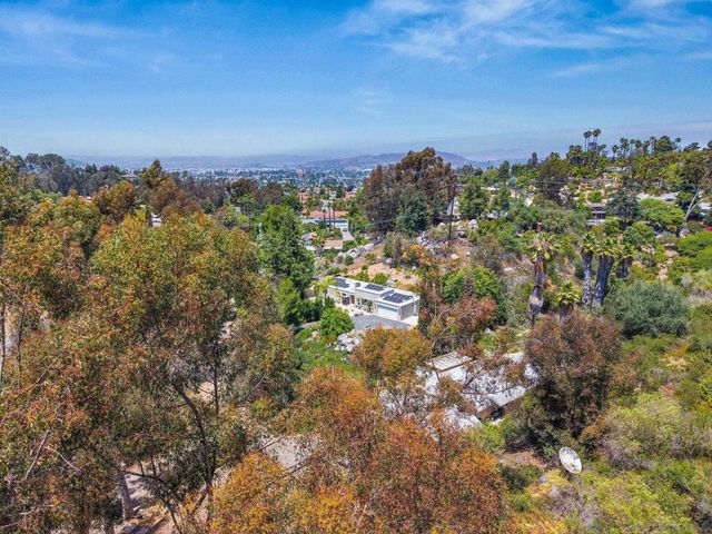 1839 Avocado, San Diego, CA 92020