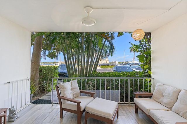 917 N Flagler Drive 108, West Palm Beach, FL 33401