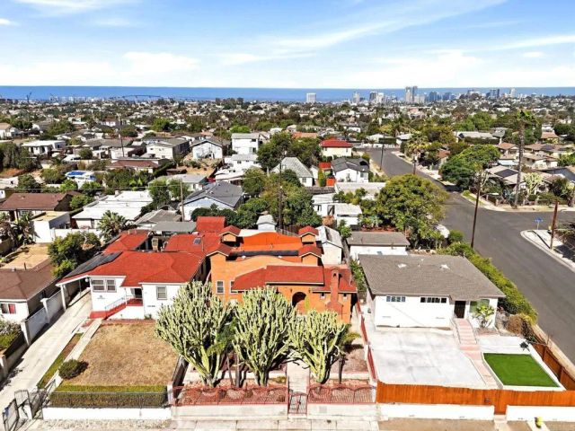 312 Olivewood, San Diego, CA 92113