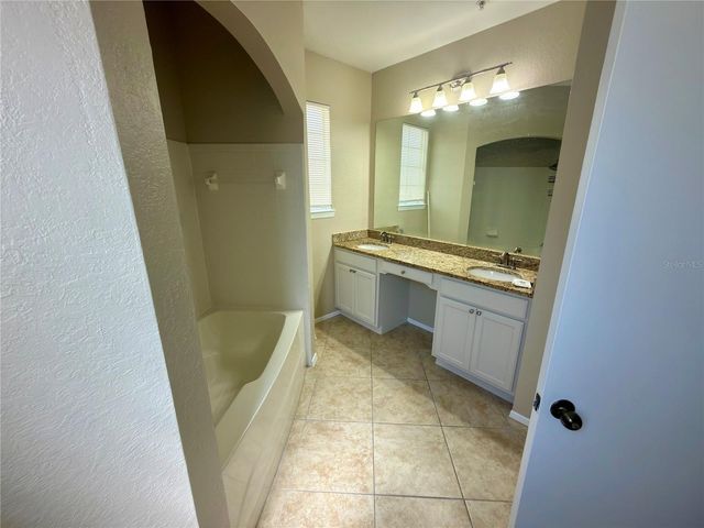 107 VISTA VERDI CIRCLE 201, Lake Mary, FL 32746