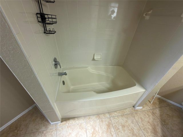 107 VISTA VERDI CIRCLE 201, Lake Mary, FL 32746