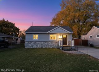 5235 Drayton Road, Independence Charter Township, MI 48346