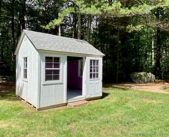 129 Forge Drive, Avon, CT 06001