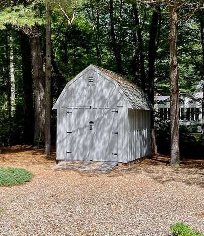 129 Forge Drive, Avon, CT 06001