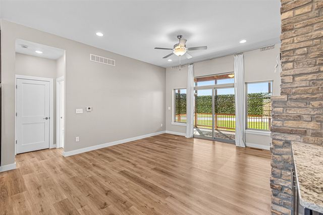 2887 Blue Sage Drive C, Coralville, IA 52241
