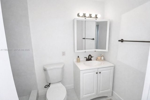 2840 NW 8th St 0, Fort Lauderdale, FL 33311